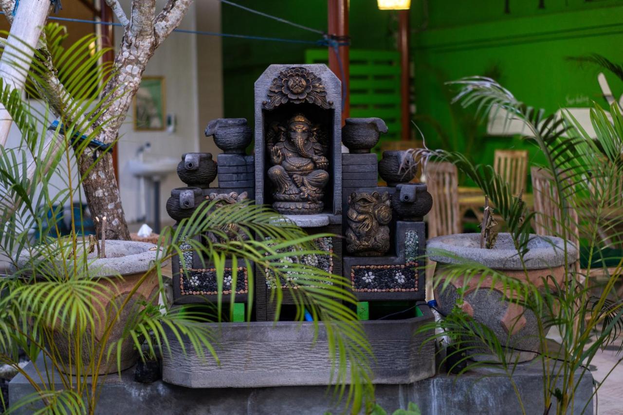 The Green Groves Hostel Lembongan Exterior foto