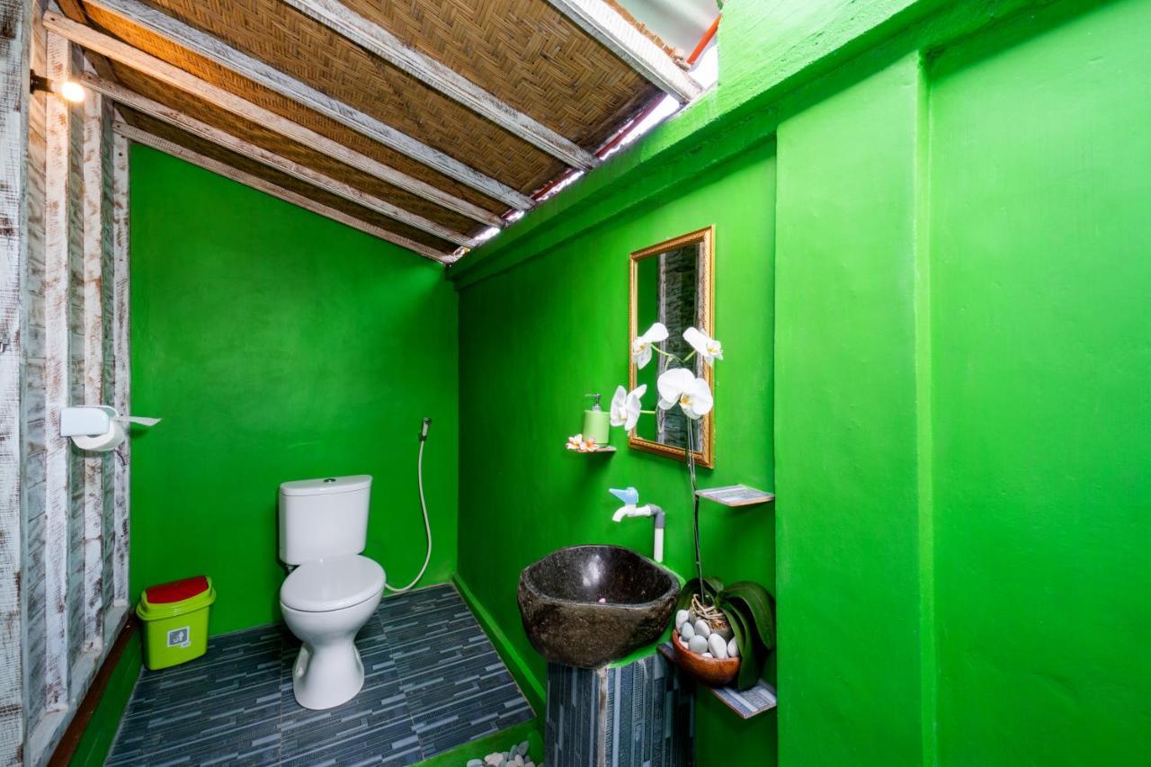 The Green Groves Hostel Lembongan Exterior foto