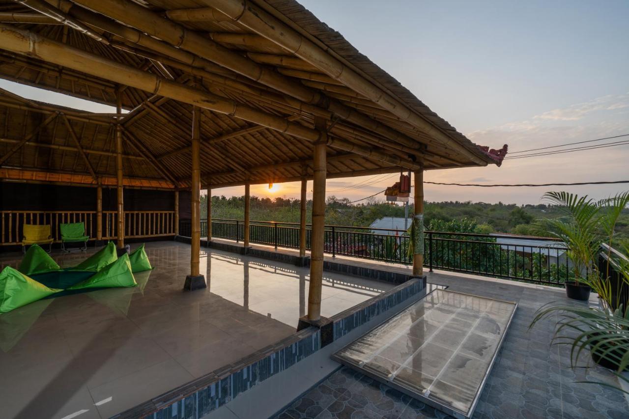 The Green Groves Hostel Lembongan Exterior foto