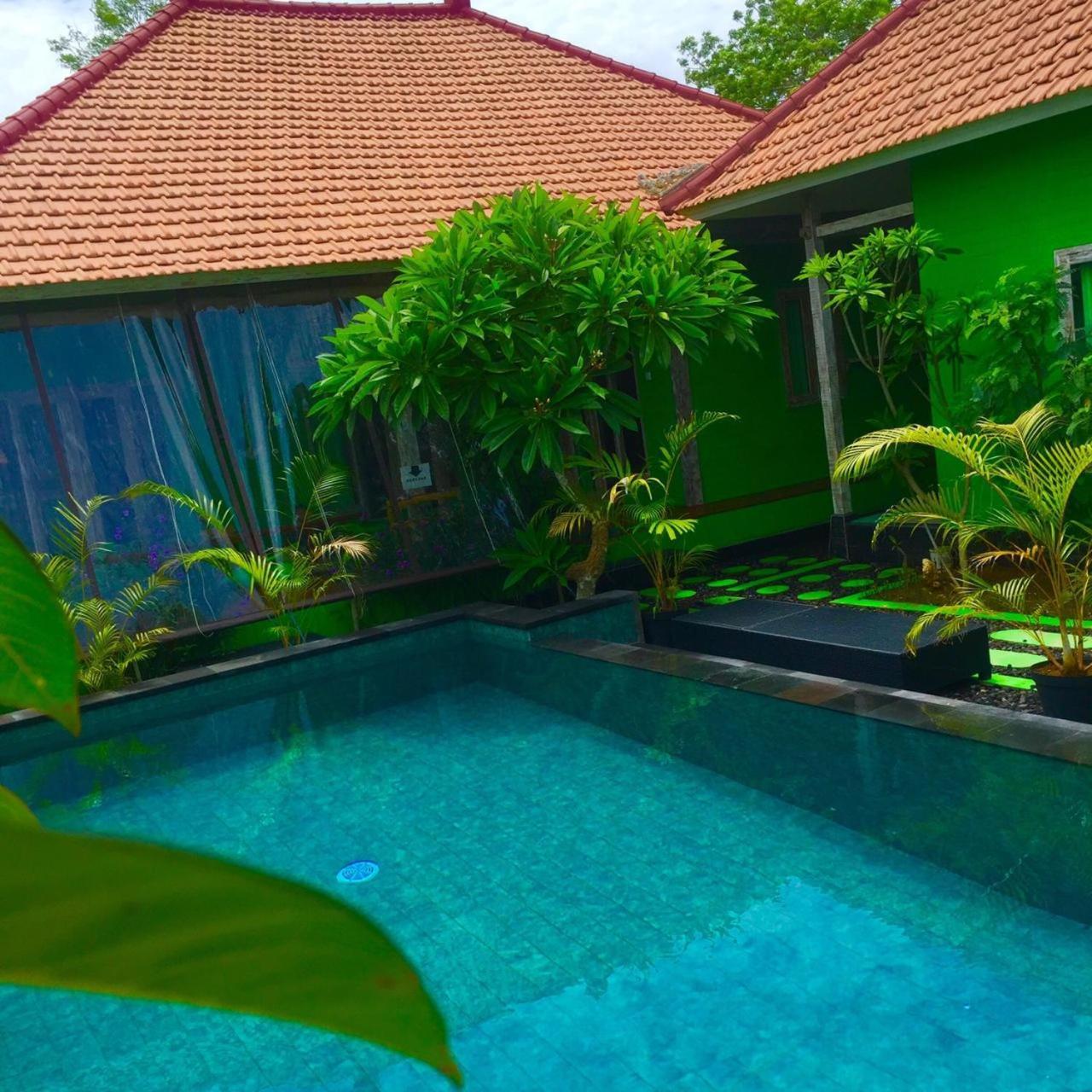 The Green Groves Hostel Lembongan Exterior foto
