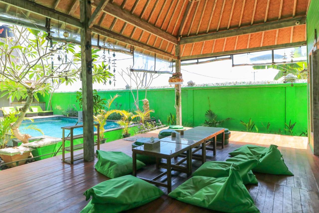 The Green Groves Hostel Lembongan Exterior foto