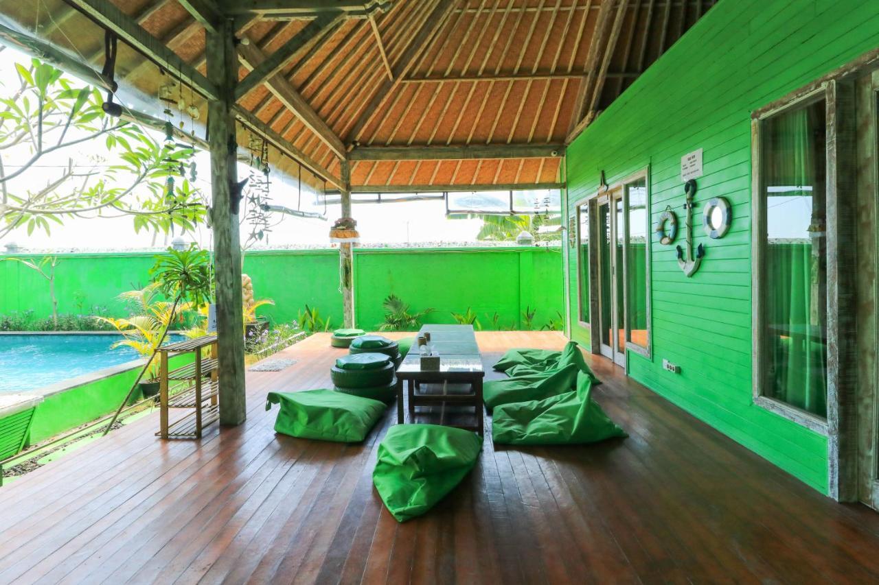 The Green Groves Hostel Lembongan Exterior foto