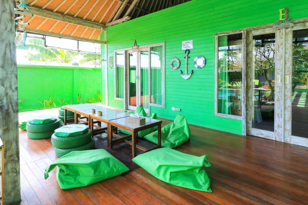 The Green Groves Hostel Lembongan Exterior foto