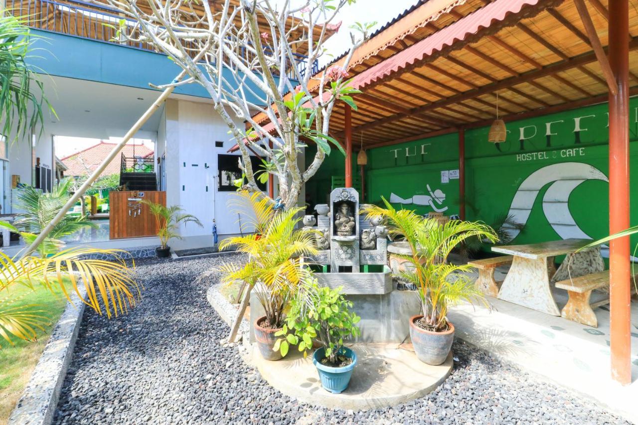 The Green Groves Hostel Lembongan Exterior foto