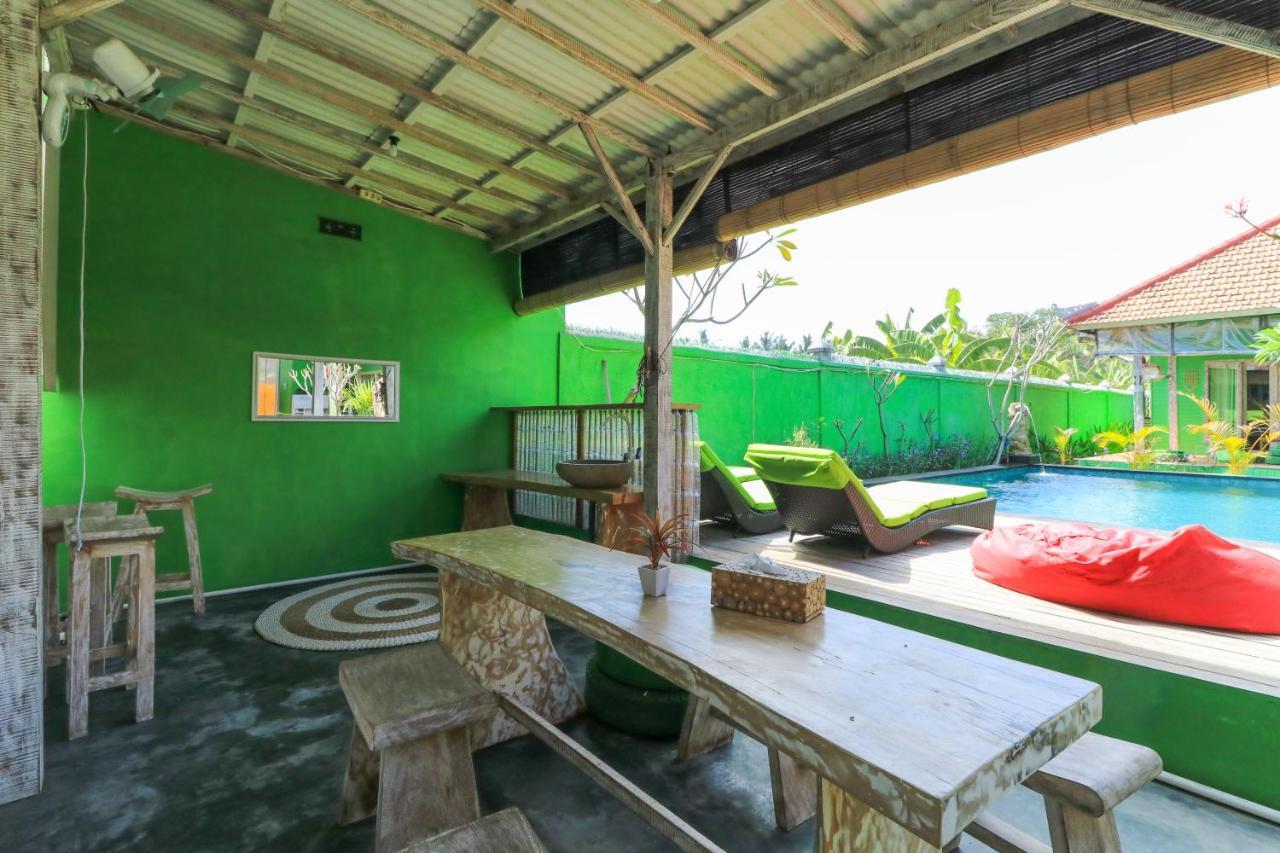 The Green Groves Hostel Lembongan Exterior foto