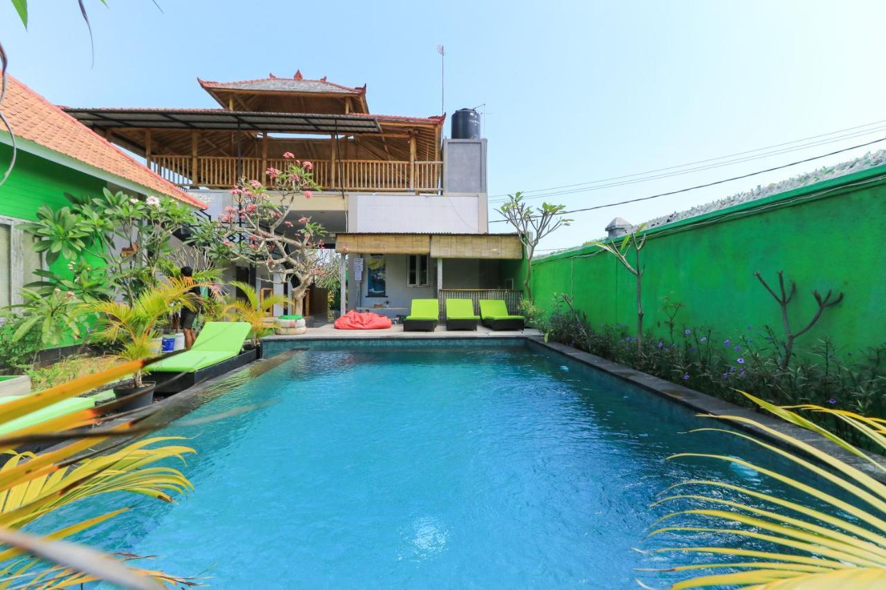 The Green Groves Hostel Lembongan Exterior foto