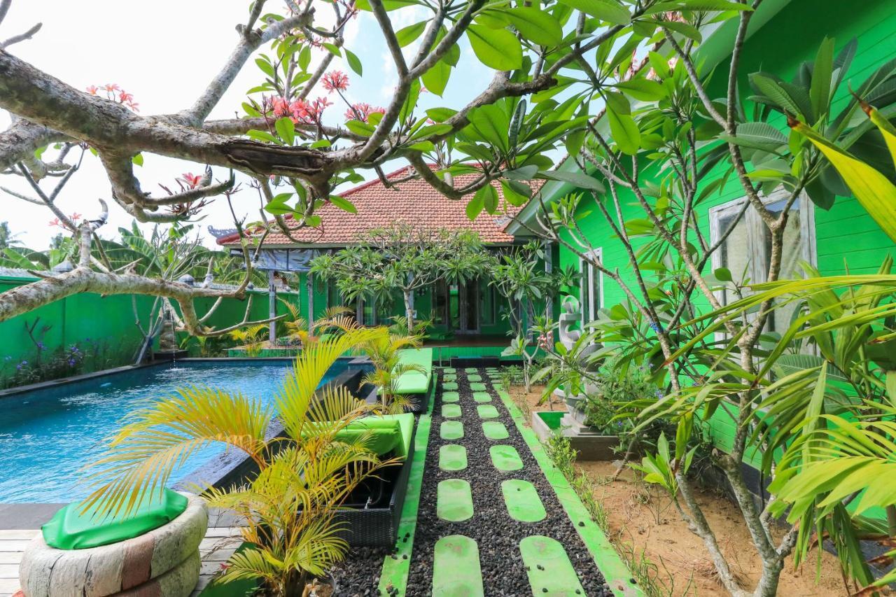 The Green Groves Hostel Lembongan Exterior foto