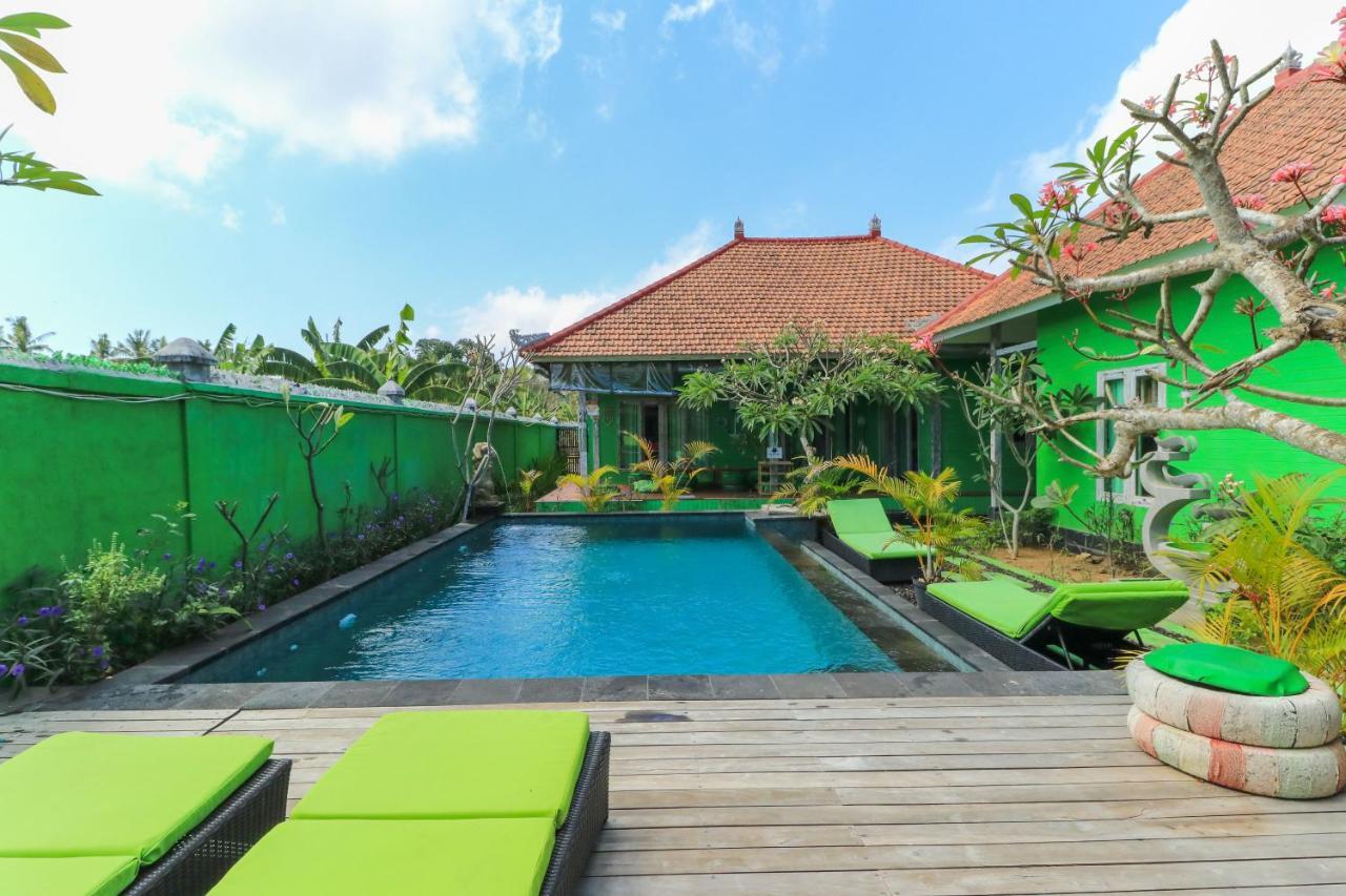 The Green Groves Hostel Lembongan Exterior foto